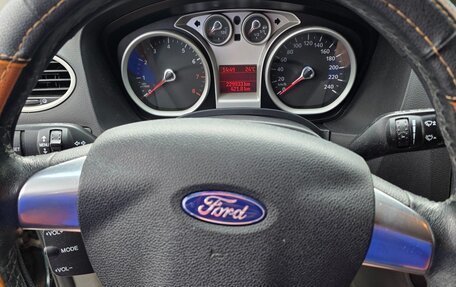 Ford Focus II рестайлинг, 2010 год, 700 000 рублей, 2 фотография