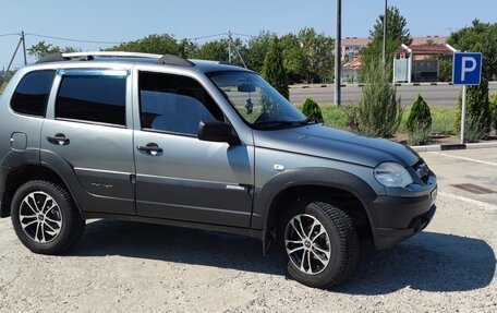 Chevrolet Niva I рестайлинг, 2011 год, 500 000 рублей, 7 фотография