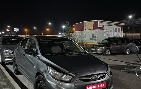 Hyundai Solaris II рестайлинг, 2012 год, 530 000 рублей, 1 фотография