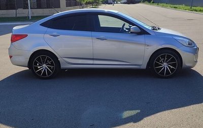 Hyundai Solaris II рестайлинг, 2014 год, 950 000 рублей, 1 фотография