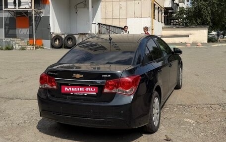 Chevrolet Cruze II, 2014 год, 700 000 рублей, 4 фотография