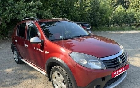 Renault Sandero I, 2012 год, 570 000 рублей, 2 фотография
