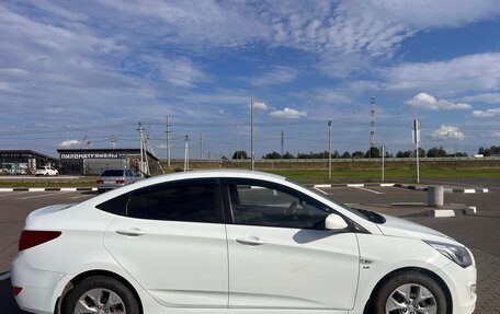 Hyundai Solaris II рестайлинг, 2015 год, 850 000 рублей, 7 фотография