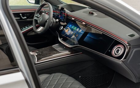 Mercedes-Benz S-Класс, 2026 год, 27 000 000 рублей, 32 фотография