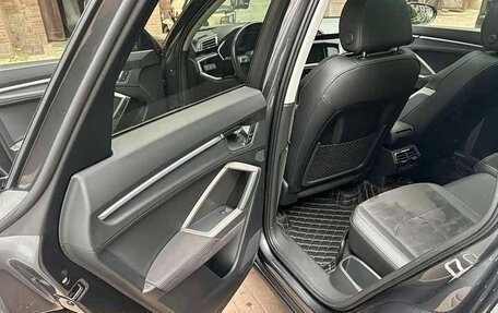 Audi Q3, 2022 год, 2 630 000 рублей, 13 фотография