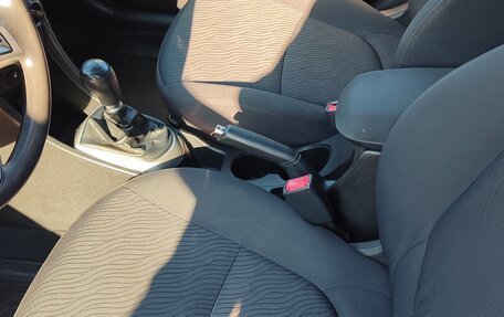 Hyundai Solaris II рестайлинг, 2014 год, 950 000 рублей, 13 фотография