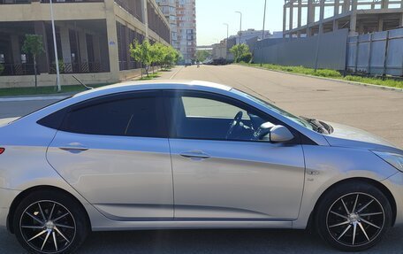 Hyundai Solaris II рестайлинг, 2014 год, 950 000 рублей, 18 фотография