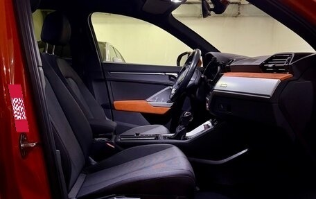 Audi Q3, 2019 год, 2 800 000 рублей, 9 фотография