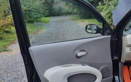 Nissan Micra III, 2004 год, 335 000 рублей, 20 фотография
