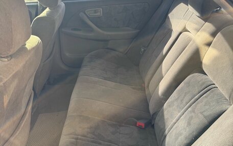 Toyota Camry, 1997 год, 300 000 рублей, 10 фотография