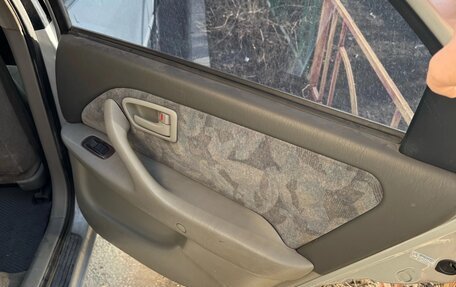 Toyota Camry, 1997 год, 300 000 рублей, 7 фотография