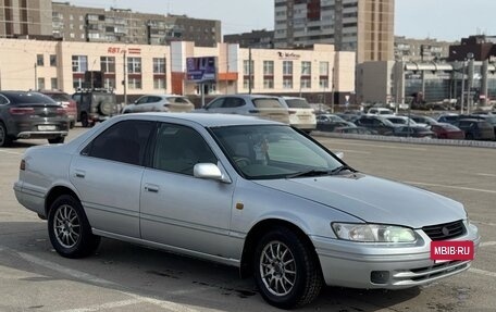Toyota Camry, 1997 год, 300 000 рублей, 2 фотография