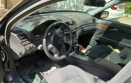 Mercedes-Benz E-Класс, 2005 год, 800 000 рублей, 7 фотография
