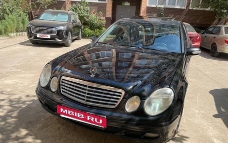 Mercedes-Benz E-Класс, 2005 год, 800 000 рублей, 4 фотография
