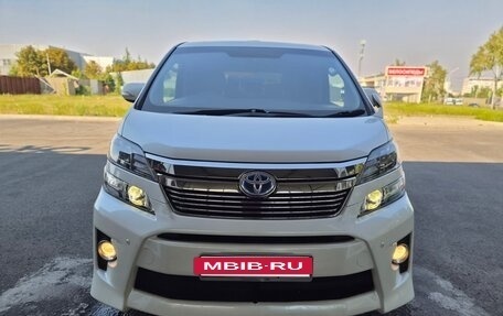 Toyota Vellfire I, 2014 год, 2 600 000 рублей, 10 фотография