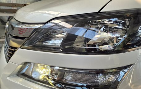 Toyota Vellfire I, 2014 год, 2 600 000 рублей, 38 фотография