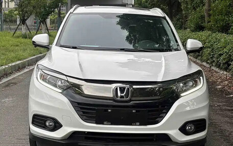 Honda Vezel, 2022 год, 1 340 000 рублей, 3 фотография