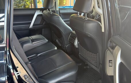Toyota Land Cruiser Prado 150 рестайлинг 2, 2019 год, 5 999 999 рублей, 6 фотография