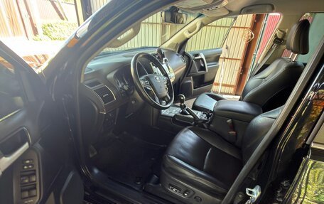 Toyota Land Cruiser Prado 150 рестайлинг 2, 2019 год, 5 999 999 рублей, 3 фотография