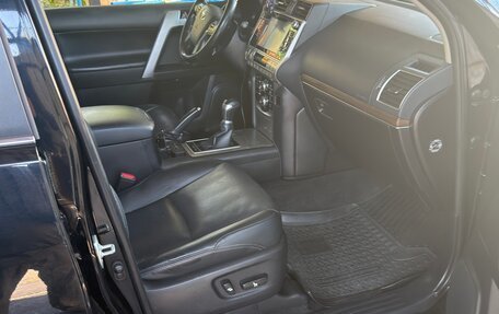 Toyota Land Cruiser Prado 150 рестайлинг 2, 2019 год, 5 999 999 рублей, 8 фотография