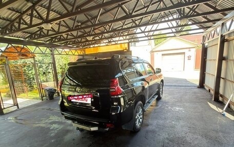 Toyota Land Cruiser Prado 150 рестайлинг 2, 2019 год, 5 999 999 рублей, 11 фотография