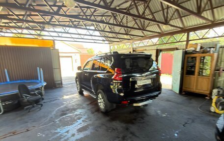 Toyota Land Cruiser Prado 150 рестайлинг 2, 2019 год, 5 999 999 рублей, 14 фотография