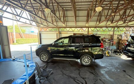 Toyota Land Cruiser Prado 150 рестайлинг 2, 2019 год, 5 999 999 рублей, 16 фотография