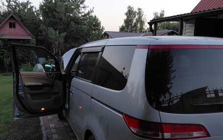 Honda Elysion I, 2005 год, 1 200 000 рублей, 3 фотография
