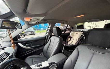 BMW 3 серия, 2015 год, 2 100 000 рублей, 9 фотография