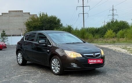 Opel Astra J, 2012 год, 540 000 рублей, 2 фотография