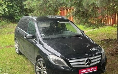 Mercedes-Benz B-Класс, 2014 год, 1 200 000 рублей, 1 фотография