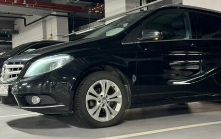 Mercedes-Benz B-Класс, 2014 год, 1 200 000 рублей, 3 фотография