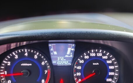Hyundai Solaris II рестайлинг, 2013 год, 850 000 рублей, 7 фотография