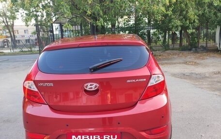 Hyundai Solaris II рестайлинг, 2013 год, 850 000 рублей, 3 фотография