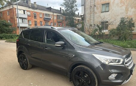 Ford Kuga III, 2017 год, 1 550 000 рублей, 2 фотография