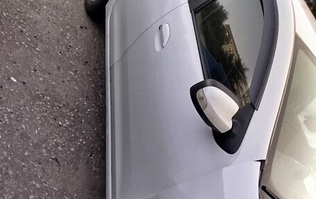 Renault Logan II, 2018 год, 200 000 рублей, 8 фотография