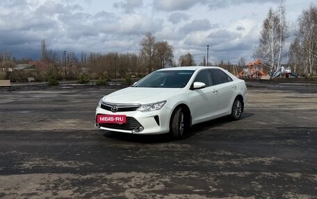 Toyota Camry, 2016 год, 1 980 000 рублей, 2 фотография