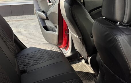 Hyundai ix35 I рестайлинг, 2013 год, 1 150 000 рублей, 19 фотография