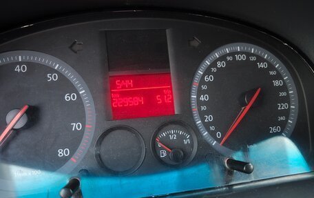 Volkswagen Caddy III рестайлинг, 2005 год, 500 000 рублей, 15 фотография