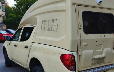 Mitsubishi L200 IV рестайлинг, 2013 год, 825 000 рублей, 3 фотография