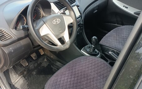 Hyundai Solaris II рестайлинг, 2014 год, 790 000 рублей, 12 фотография