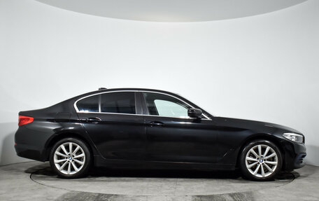 BMW 5 серия, 2019 год, 2 345 000 рублей, 4 фотография