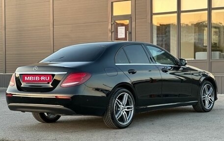 Mercedes-Benz E-Класс, 2016 год, 2 780 000 рублей, 9 фотография