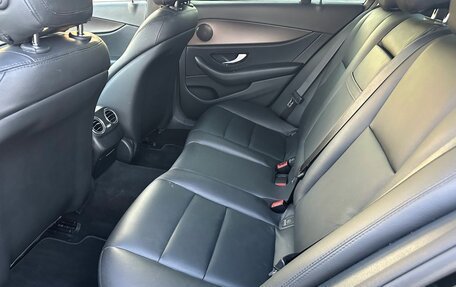 Mercedes-Benz E-Класс, 2016 год, 2 780 000 рублей, 23 фотография