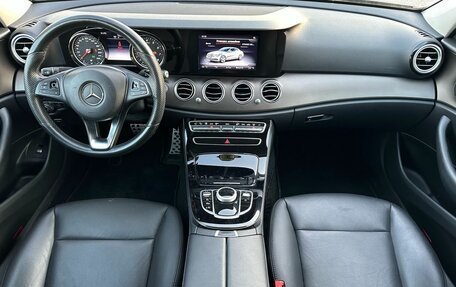 Mercedes-Benz E-Класс, 2016 год, 2 780 000 рублей, 28 фотография