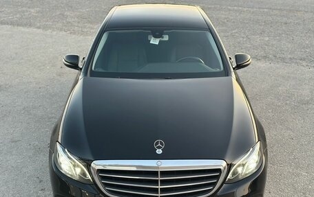Mercedes-Benz E-Класс, 2016 год, 2 780 000 рублей, 34 фотография