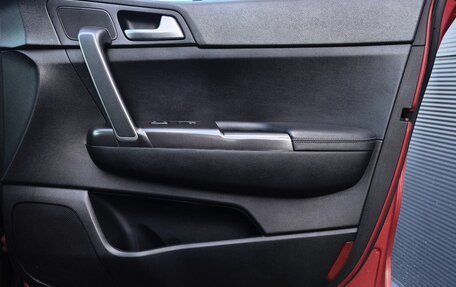 KIA Sportage IV рестайлинг, 2018 год, 2 199 000 рублей, 12 фотография