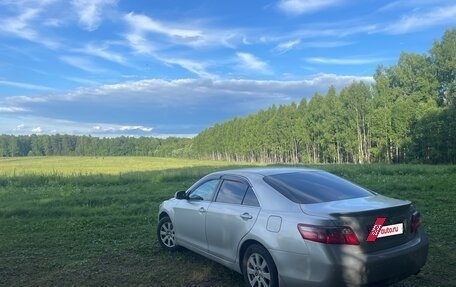 Toyota Camry, 2008 год, 990 000 рублей, 2 фотография