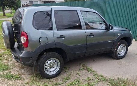Chevrolet Niva I рестайлинг, 2014 год, 500 000 рублей, 2 фотография