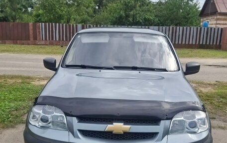 Chevrolet Niva I рестайлинг, 2014 год, 500 000 рублей, 4 фотография